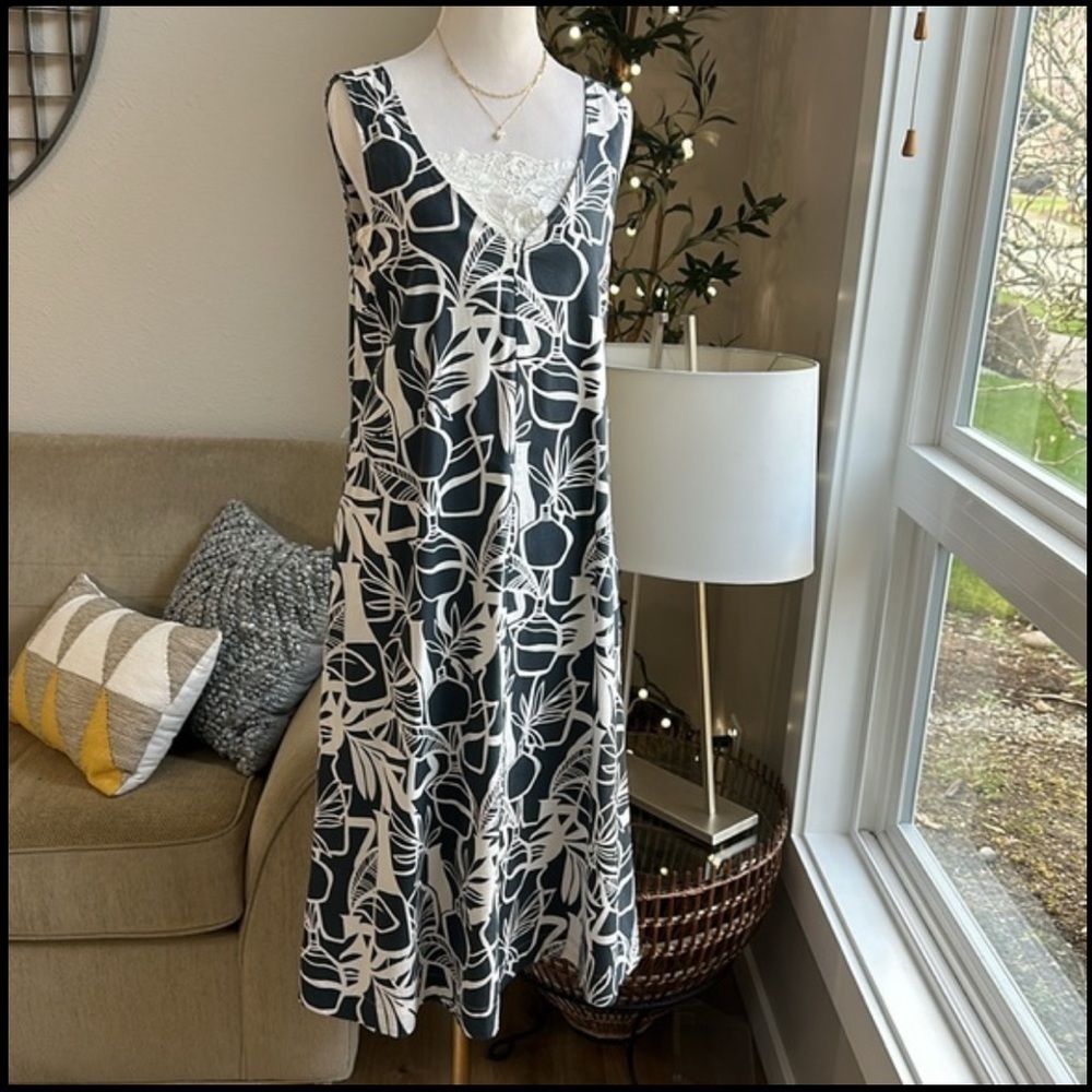 Frank and Oak The Organic Cotton Leaf Dress in Dark Grey Size Small